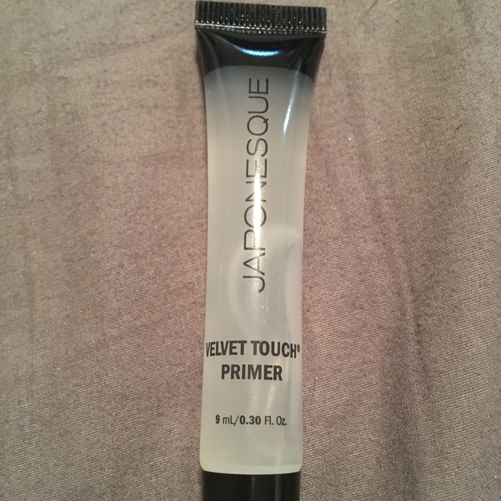 Travel/Sample sizes primers mascaras & facial oil